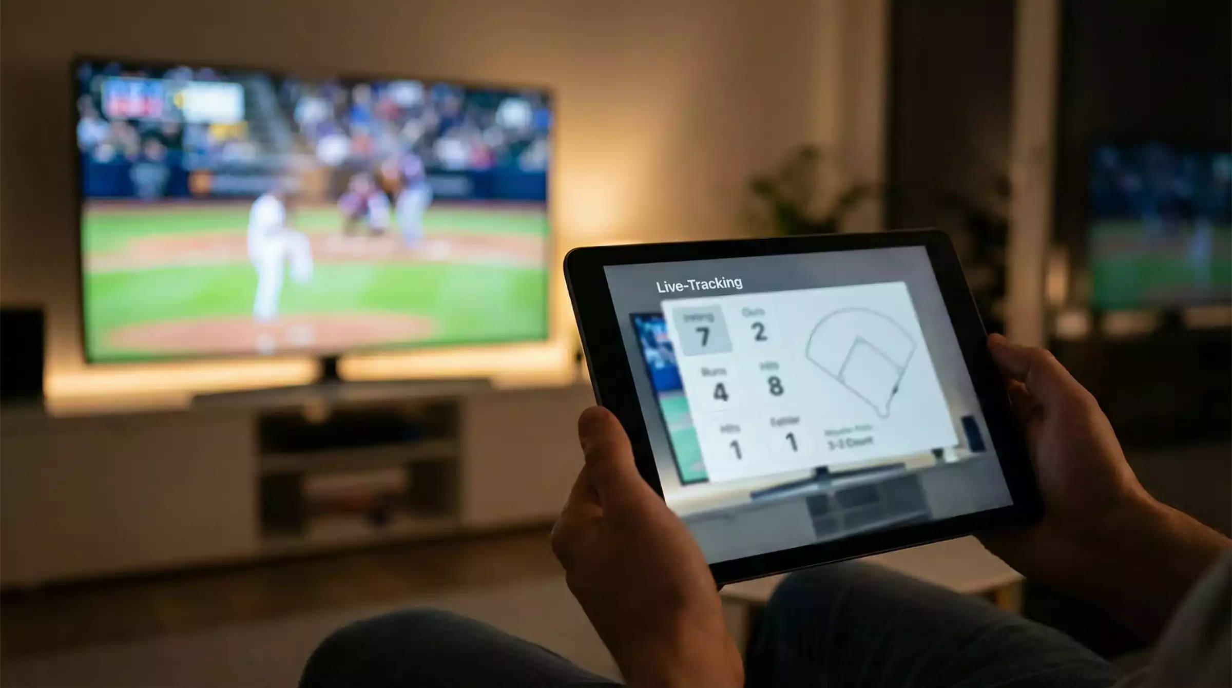 Live-Statistik-Dashboard mit Pitch-Tracking-Daten während eines Baseballspiels